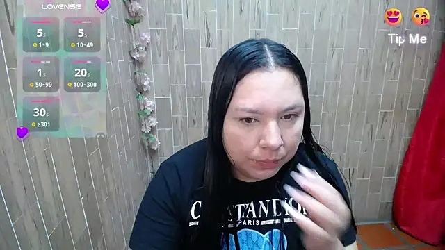 solyeria online show from 03.05.26