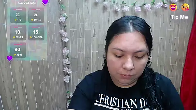 solyeria online show from 03.25.26