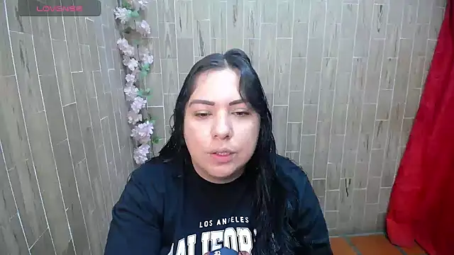 solyeria online show from 06.04.26