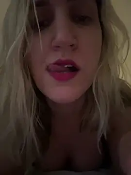 Snapshot of Bia_sexynovaes chatting on 01.08.25 Bia sexynovaes online show from 01.08.25