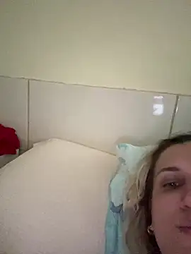 Snapshot of Bia_sexynovaes chatting on 01.18.25 Bia sexynovaes online show from 01.18.25