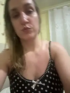 Snapshot of Bia_sexynovaes chatting on 07.30.26 Bia sexynovaes online show from 07.30.26