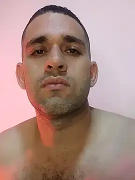 Snapshot of CRISTHIAN_GREY01 chatting on 12.11.24 CRISTHIAN GREY01 online show from 12.11.24