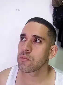 Snapshot of CRISTHIAN_GREY01 chatting on 02.15.25 CRISTHIAN GREY01 online show from 02.15.25