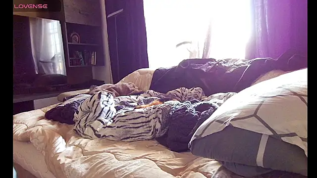 snowpanter online show from 02.17.25