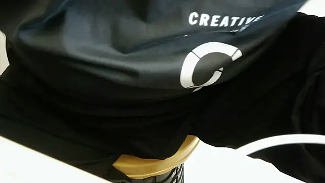 Snapshot of XiaoGuoGuo284512 chatting on 02.04.26 XiaoGuoGuo284512 online show from 02.04.26