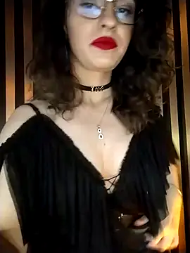 Snapshot of saidaskye chatting on 02.13.25 saidaskye online show from 02.13.25