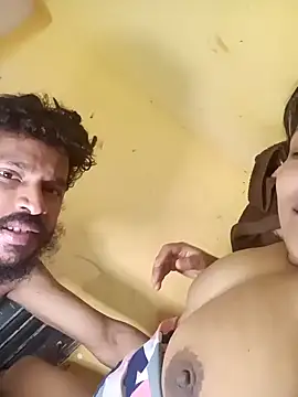 Snapshot of Radhikadavi879 chatting on 01.21.25 Radhikadavi879 online show from 01.21.25