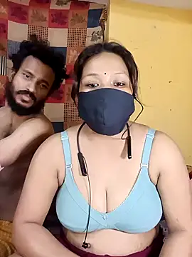 Snapshot of Radhikadavi879 chatting on 01.24.25 Radhikadavi879 online show from 01.24.25