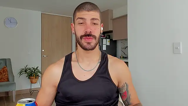 Guyinthemountain online show from 02.08.25