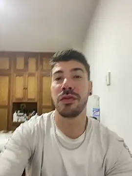 Guyinthemountain online show from 10.07.25