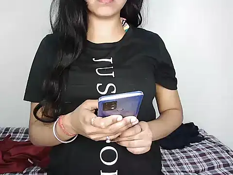 Snapshot of DILRUBA-JAN chatting on 03.17.25 DILRUBA-JAN online show from 03.17.25