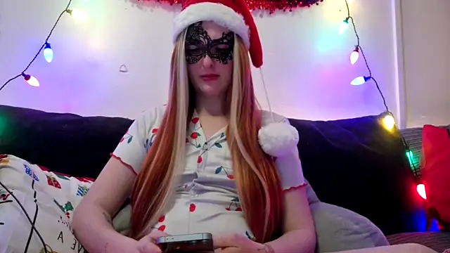 Snapshot of LexiSnowUK chatting on 12.03.24 LexiSnowUK online show from 12.03.24