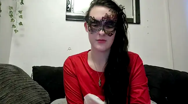 Snapshot of LexiSnowUK chatting on 01.05.25 LexiSnowUK online show from 01.05.25