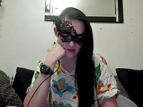 Snapshot of LexiSnowUK chatting on 01.14.25 LexiSnowUK online show from 01.14.25