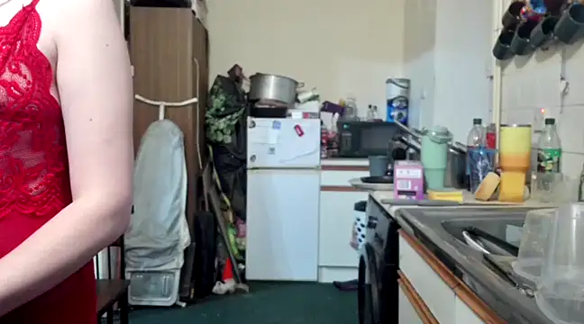 Snapshot of LexiSnowUK chatting on 03.03.25 LexiSnowUK online show from 03.03.25