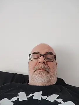 Satiro Sevilla online show from 02.11.26