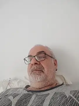 Satiro Sevilla online show from 02.22.26