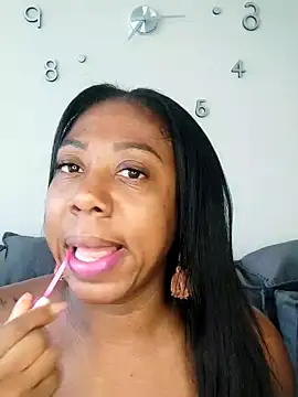 IsabellaaSmith online show from 02.05.25