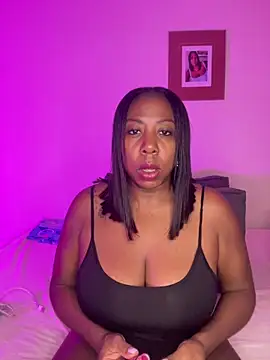 IsabellaaSmith online show from 06.04.26