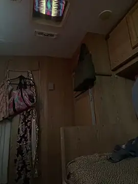 HoneyBdaQueen online show from 01.03.25