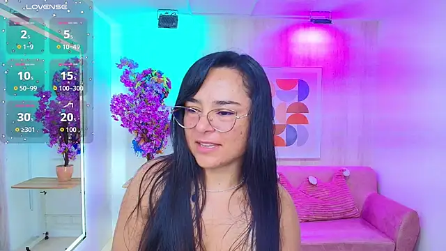 Tiara rr online show from 10.26.25