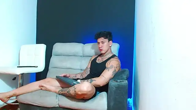 JUSTIN FULLER1 online show from 03.04.26