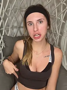 emma05 online show from 02.21.26