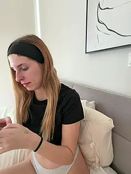 emma05 online show from 03.22.26