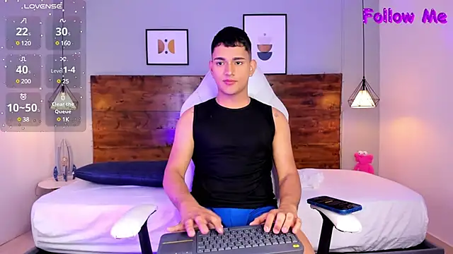 Snapshot of ander_deimond_ chatting on 02.10.25 ander deimond online show from 02.10.25