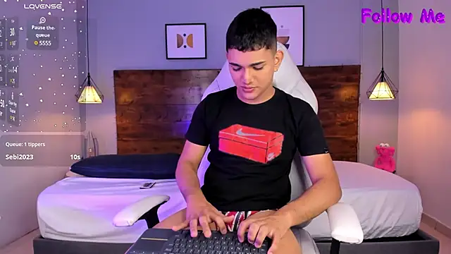 Snapshot of ander_deimond_ chatting on 02.11.25 ander deimond online show from 02.11.25