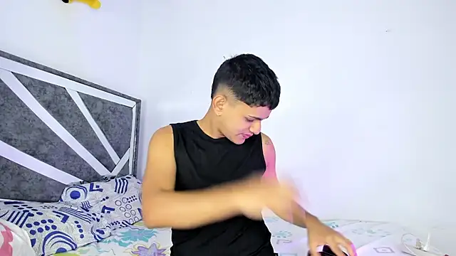 Snapshot of ander_deimond_ chatting on 02.27.25 ander deimond online show from 02.27.25