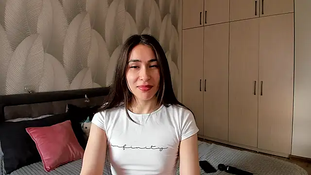 Bambiii bby online show from 02.21.25