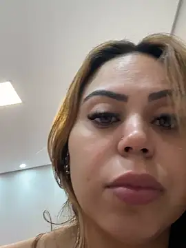 lariic online show from 03.14.26