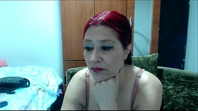 Snapshot of carolina_linarez69 chatting on 03.04.25 carolina linarez69 online show from 03.04.25