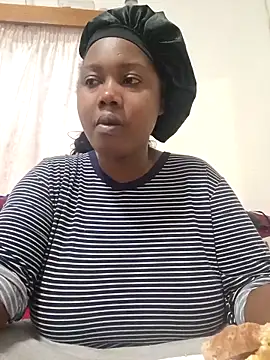 contagiousqueen online show from 04.30.26