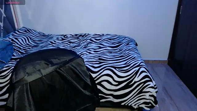 Snapshot of Amber_Lovely chatting on 10.07.25 Amber Lovely online show from 10.07.25