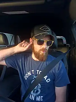 SirYummy18 online show from 01.14.25