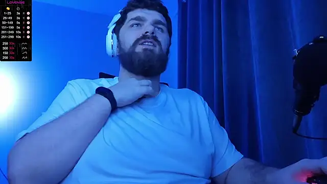 Snapshot of KingMarti chatting on 01.17.26 KingMarti online show from 01.17.26