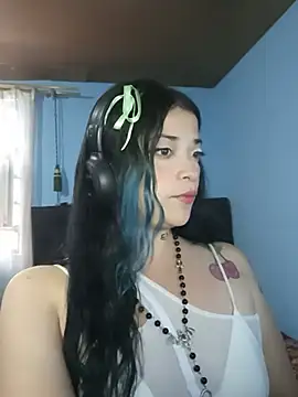 Elvishcassie  online show from 05.21.26