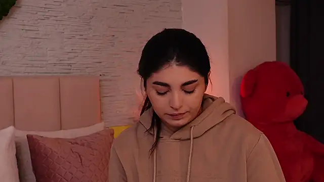 RachelSwaan online show from 01.18.25