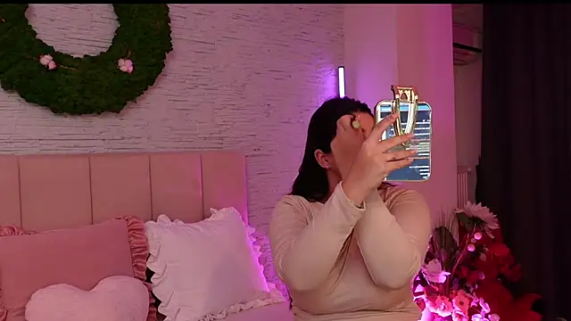 RachelSwaan online show from 10.21.25