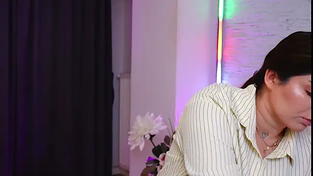 RachelSwaan online show from 03.17.26