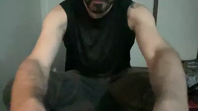Snapshot of alphajoshkosh chatting on 04.21.26 alphajoshkosh online show from 04.21.26