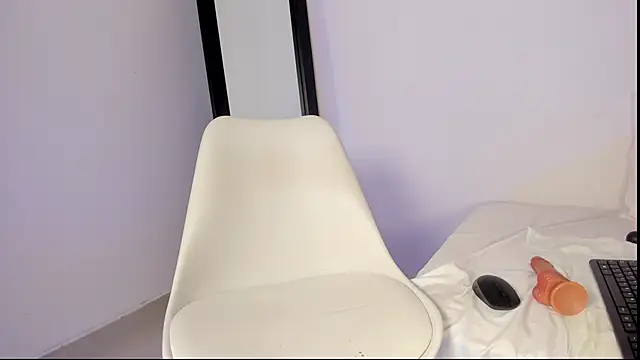 Snapshot of keyth_03 chatting on 03.15.25 keyth 03 online show from 03.15.25