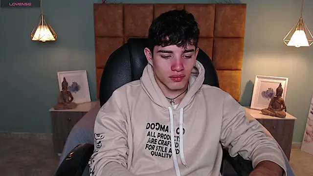 AlejooTwink online show from 02.20.25