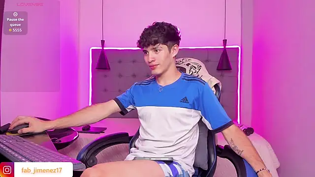 AlejooTwink online show from 04.12.26