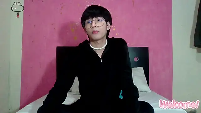 Snapshot of seung_vinblue chatting on 01.14.25 seung vinblue online show from 01.14.25