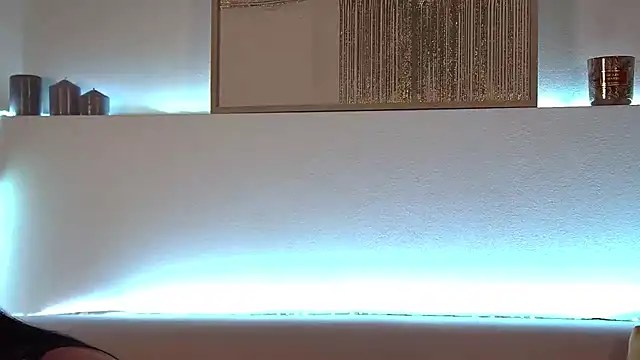 AlexandraBloom online show from 02.20.25