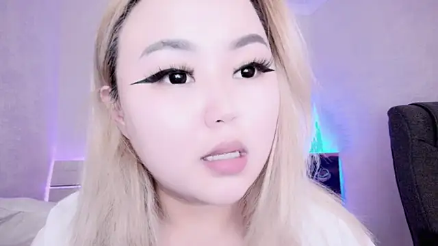 Snapshot of amelia_sunlight chatting on 12.11.24 amelia sunlight online show from 12.11.24